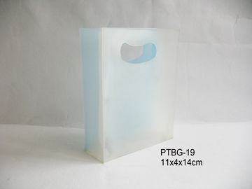Fashionable Light Blue PVC Toiletries Travel Bag / Cosmetic Bag With Hand Hole